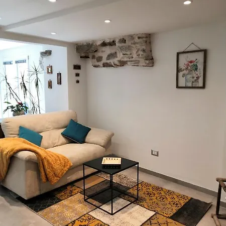 Cadelave Apartment